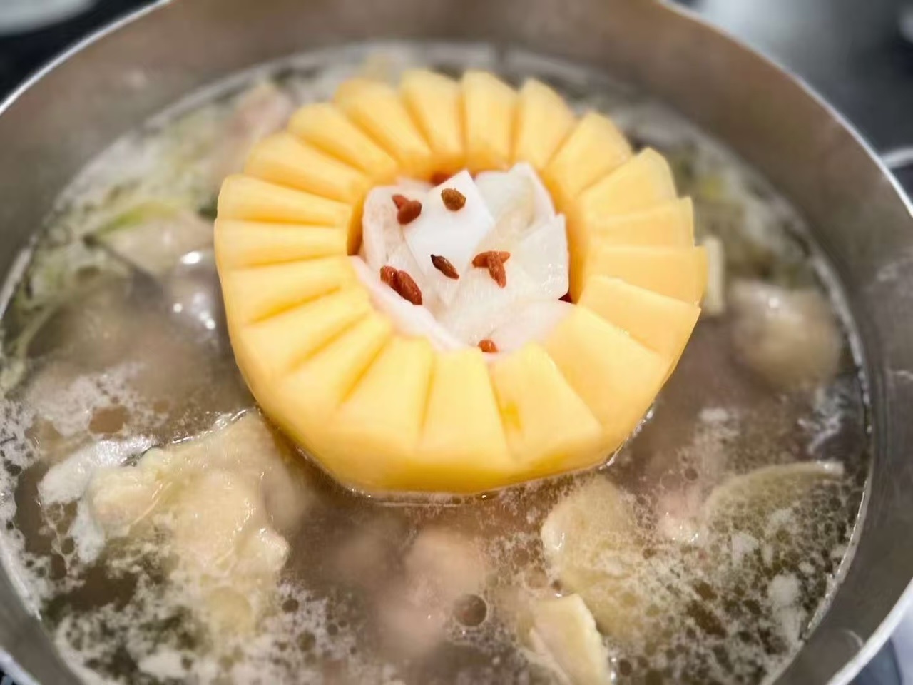 萬豪火鍋鮮果椰子雞鍋