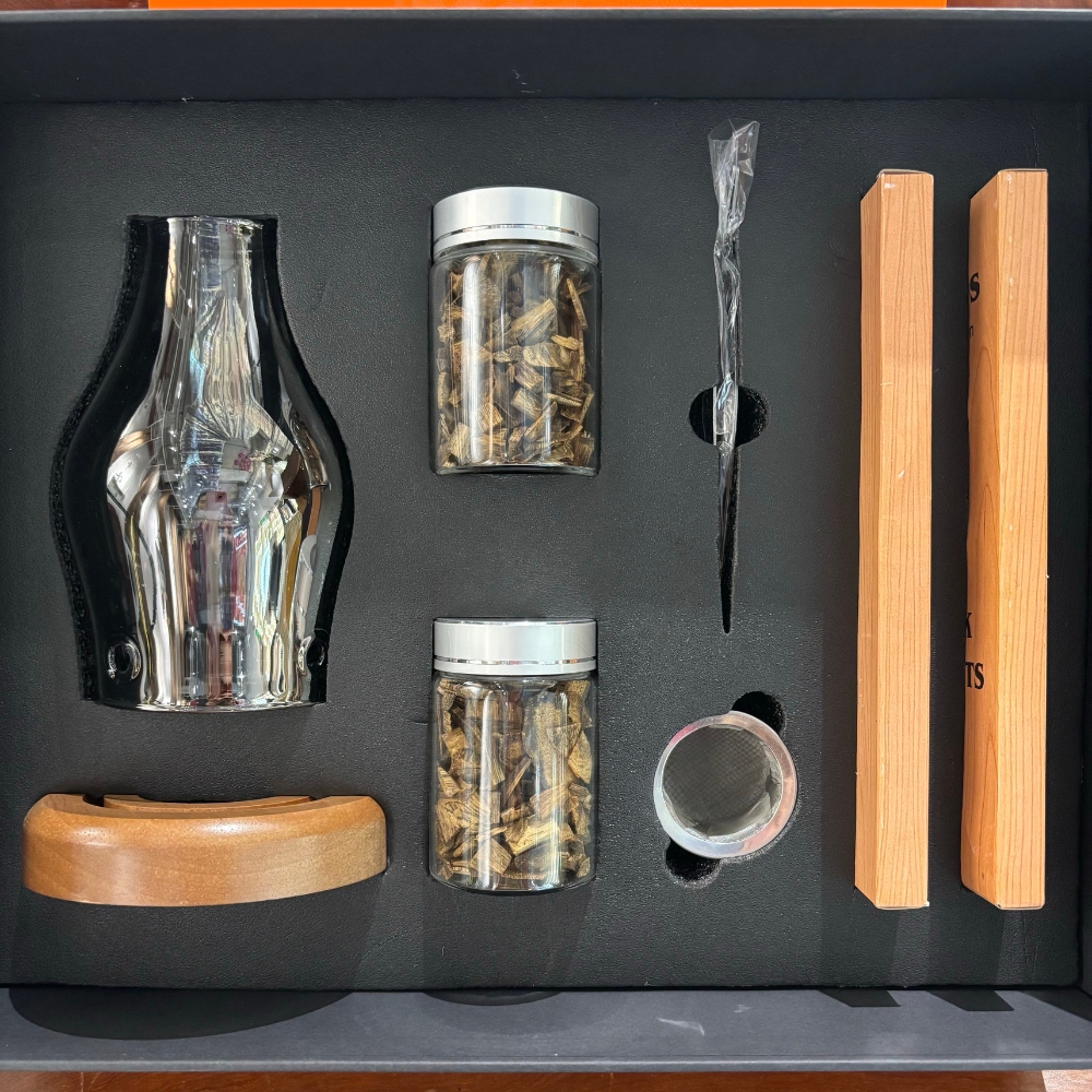 0430 CTM 直播尊享 : 燊明沉香文化會館 奇楠沉香蠟燭香薰套裝 (20克x 2 / 樽)