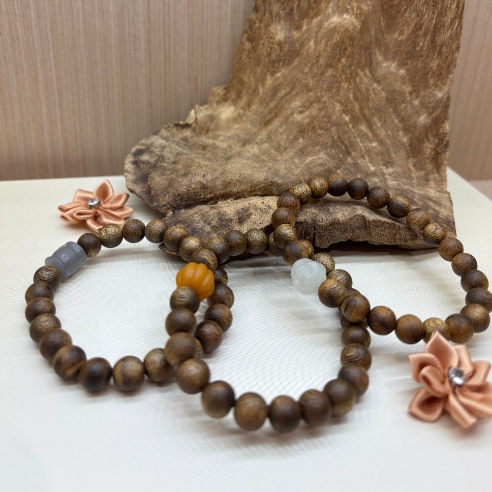 0430 CTM 直播尊享 : 燊明沉香文化會館 種植棋楠圓珠手串+和田玉 (單圈)  (8 mm 4+克)